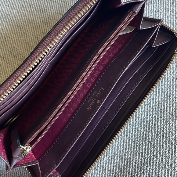 Kate Spade Wallet - Picture 4 of 4